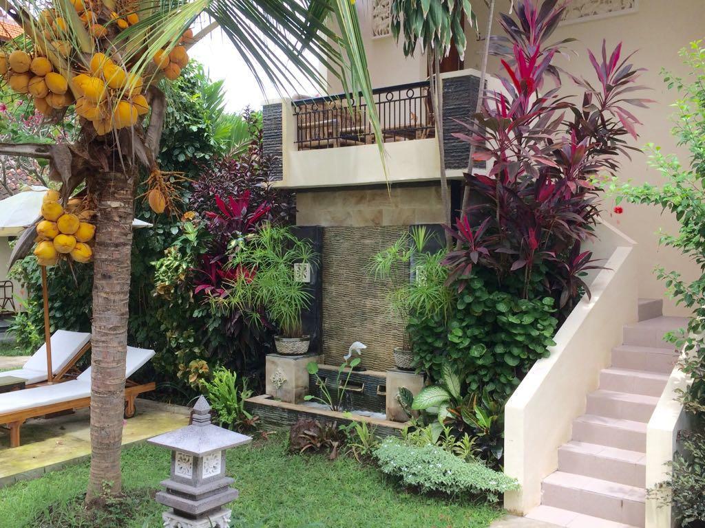 Astina Hotel โลวินา ภายนอก รูปภาพ