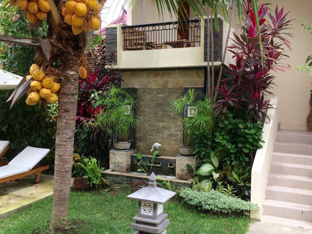 Astina Hotel โลวินา ภายนอก รูปภาพ