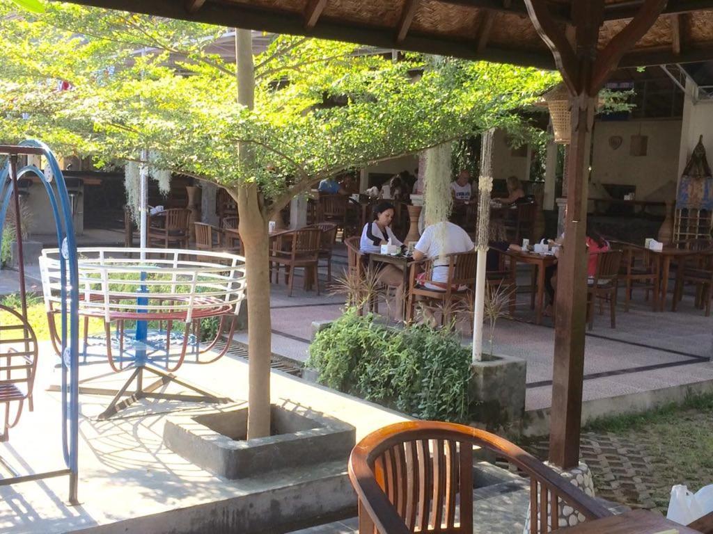 Astina Hotel โลวินา ภายนอก รูปภาพ